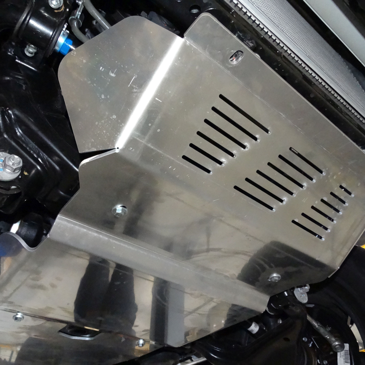 OSŁONA SILNIKA ALUMINIOWA DO ZDERZAKA Fabryka4X4 Toyota Hilux Revo 2016+